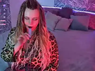 Chaturbate Watch Live Sex Cams of maya_mils