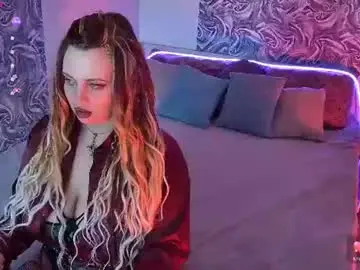 Chaturbate Adult Webcams of maya_mils
