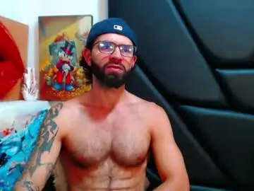 Chaturbate Live Porn of akiles_r