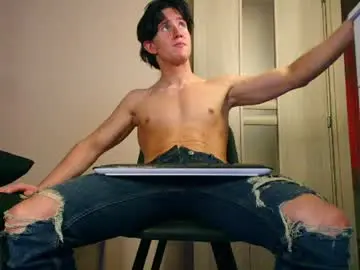 Chaturbate Nude Webcam of christianlevine_
