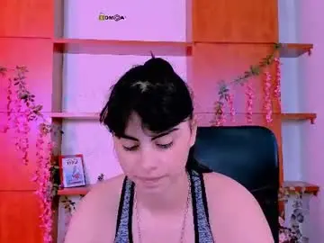 Chaturbate Live Sex Cam of lumi_soft