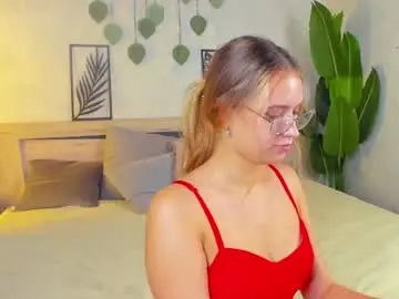 Chaturbate Free Porn Cam of miaa_hill