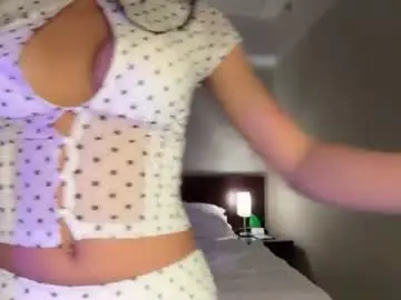 Chaturbate Watch Live Sex Cams of zoe_hermes