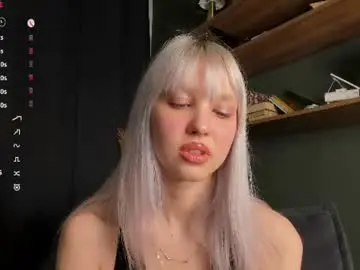 Chaturbate Free Porn Cam of _shiningstar