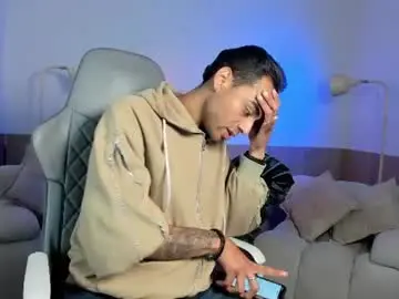Chaturbate Best live sex cam show of axel_devil