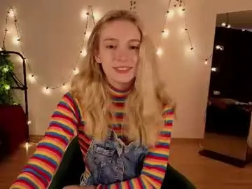 Chaturbate Watch Live Sex Cams of berrryjelly