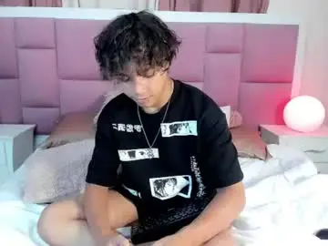 Chaturbate Sex Cam of honeymoon_sariel