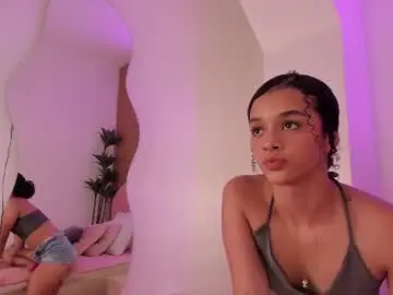 Chaturbate Free Live Porn of mia_pinklove