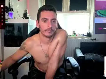 Chaturbate Nude Webcam of rayzel31