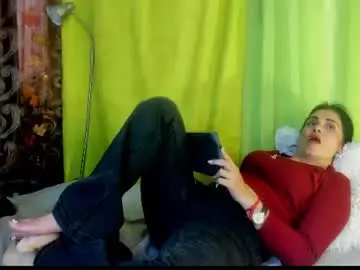 Chaturbate Live Sex Cam of girasol_walton