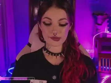 Chaturbate Best live sex cam show of bratziedarsie