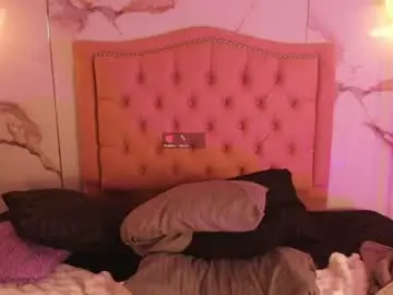 Chaturbate Watch Live Sex Cams of suxan_white