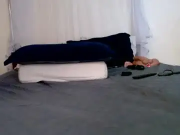 Chaturbate Live Sex Cam of dark_qween