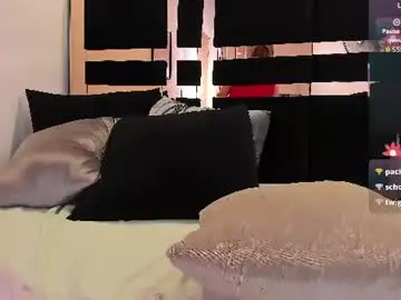 Chaturbate Live Sex Cam of katherinn_gomezz