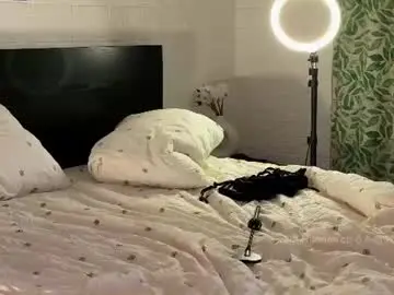Chaturbate Best live sex cam show of elli_harmon