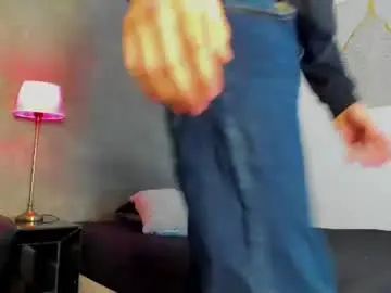 Chaturbate Free Porn Cam of liam_crown_
