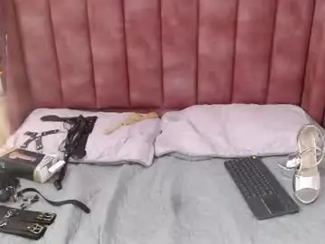Chaturbate Live Sex Cam of amalia__esterr