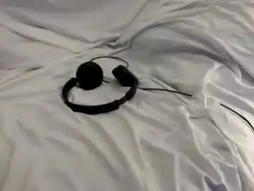 Chaturbate Live Sex Cam of cloudy_pnp