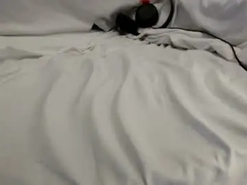 Chaturbate Live Porn of cloudy_pnp