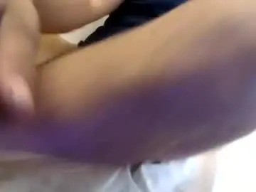 Chaturbate Sex Cam of cloudy_pnp