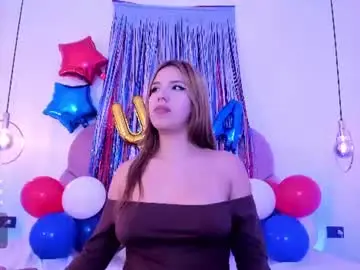 Chaturbate Live Sex Cam of emmachar_mml