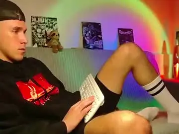 Chaturbate Live Sex of midnighter__