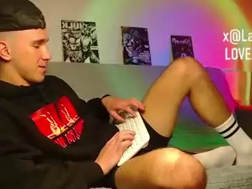 Chaturbate Free Live Porn of midnighter__