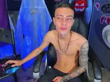 Chaturbate Best Webcam of dereckk_boy88