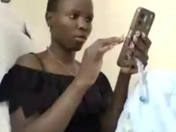 Chaturbate Free Porn Cam of pretty_petite_ebony