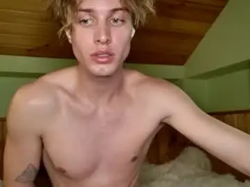 Chaturbate Live Sex Cam of sashenkka