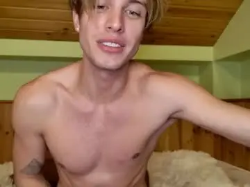 Chaturbate Live Sex Cam of sashenkka