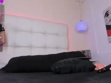 Chaturbate Live Sex Cam of babyysnake