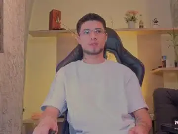 Chaturbate Free Porn Cam of edwardross_