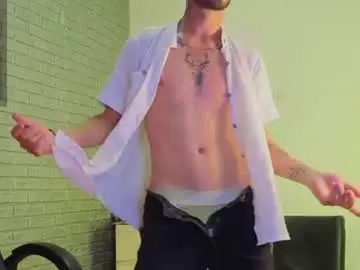 Chaturbate Live Porn of edwardross_