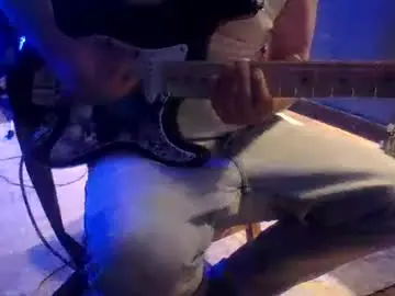 Chaturbate Free Live Porn of mjmckenz55