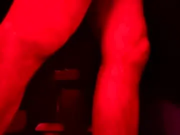 Chaturbate Free Porn Cam of mjmckenz55