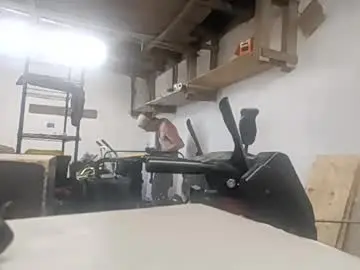Chaturbate Free Live Porn of mjmckenz55