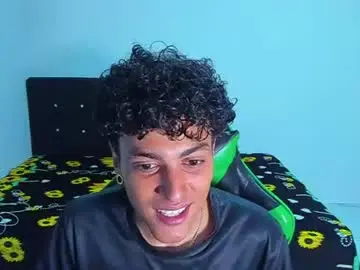 Chaturbate Best live sex cam show of zafirocum