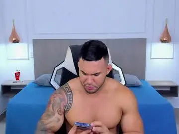 Chaturbate Nude Webcam of _matthew_santos_