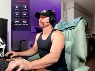 Chaturbate Live Sex Cam of bigmcr1