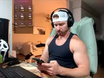 Chaturbate Free Live Porn of bigmcr1