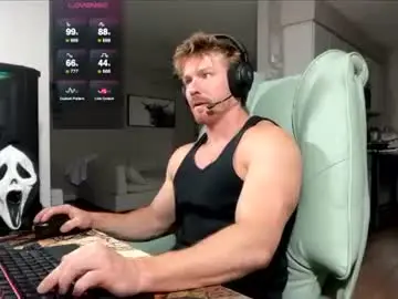 Chaturbate Watch Live Sex Cams of bigmcr1