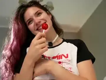 Chaturbate Live Sex Cam of dolly_di