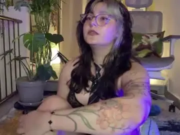 Chaturbate Adult Webcams of hazelbrownn23