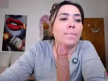 Chaturbate Watch Live Sex Cams of martiniella