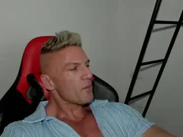 Chaturbate Live Sex Cam of fuckinghotman