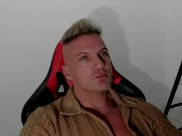 Chaturbate Adult Webcams of fuckinghotman