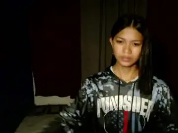Chaturbate Live Sex Cam of kisess_pop143