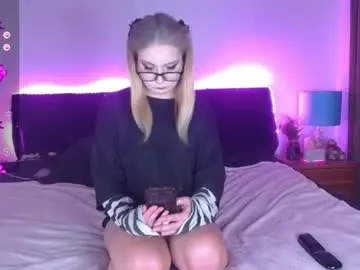 Chaturbate Adult Webcams of shysweetrish