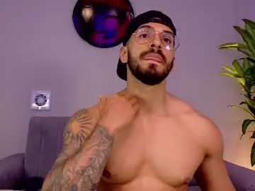 Chaturbate Sex Chat of tony_muscle1